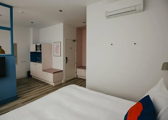 ホテル Bries - Scheveningen 3*