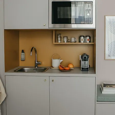 فندق Bries - Scheveningen 3*